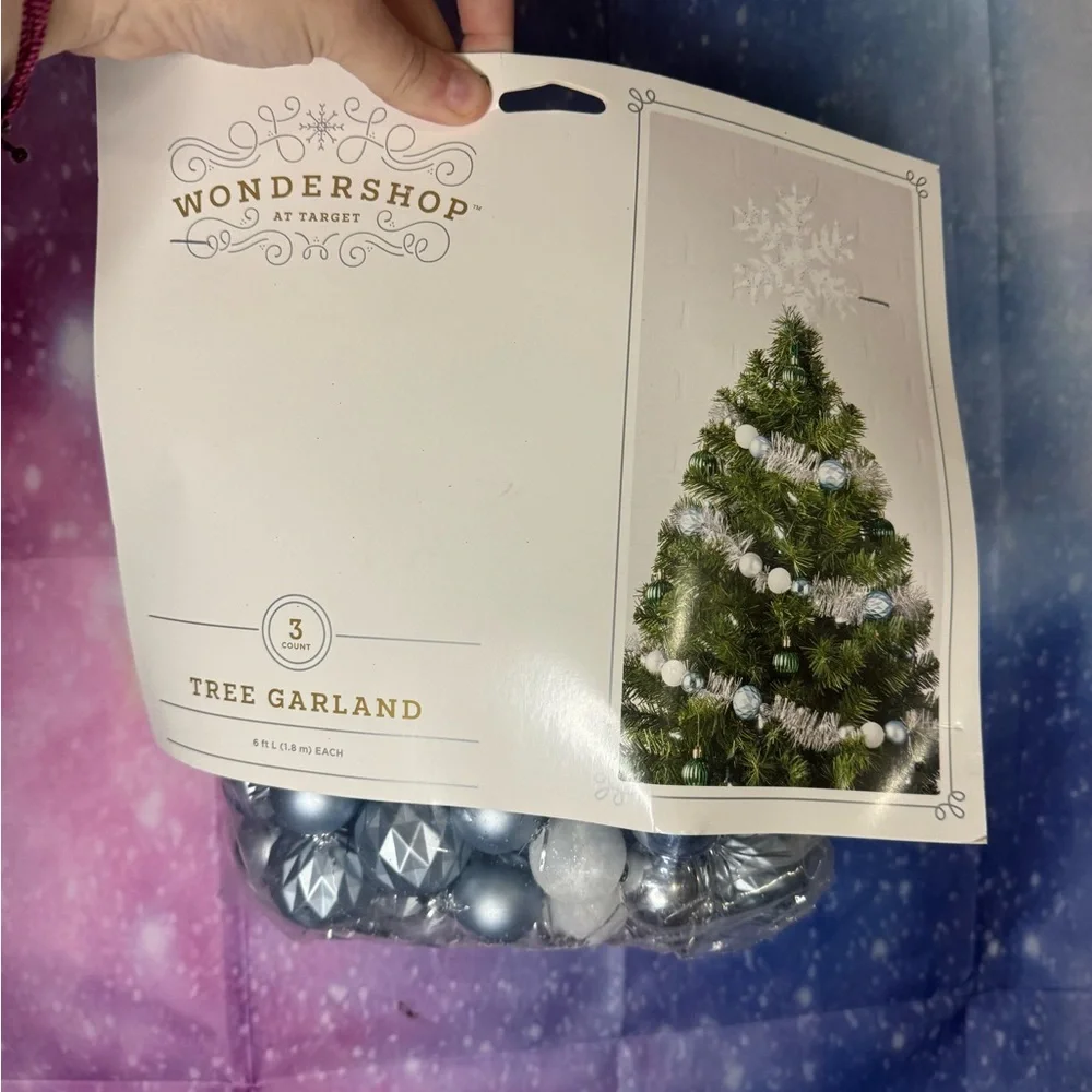 New wondershop tree garland kit 🛍